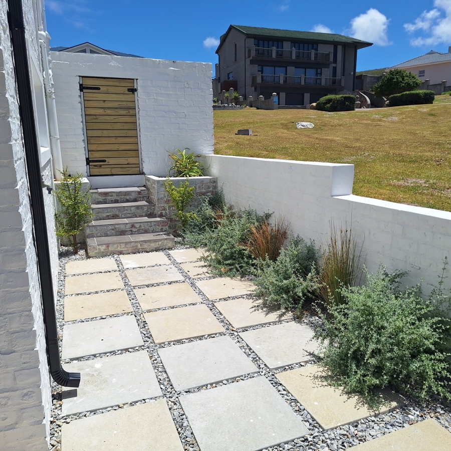 4 Bedroom Property for Sale in Agulhas Western Cape